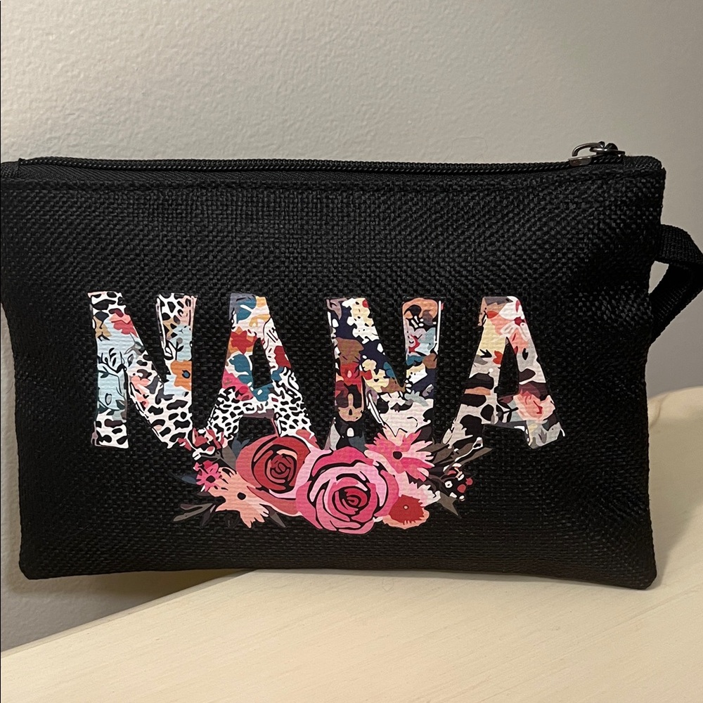 NWT: Burlap “Nana” Tote w/Wristlet - Picture 6 of 7